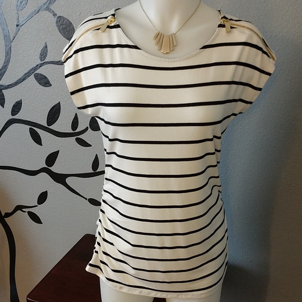 Fig & Blu Top